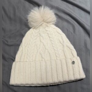 ✨NWT✨ Lululemon: Women's Alpaca Wool-Blend Cable-Knit Pom Beanie